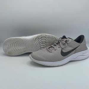 Nike Flex Experience Run shoes lavender size 11 women’s